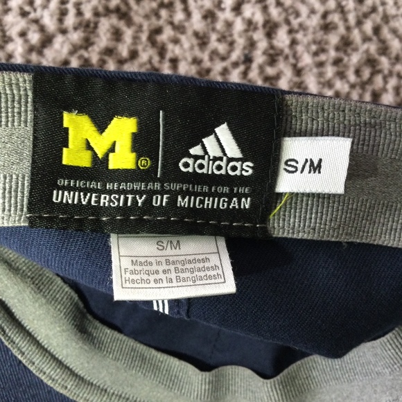 University of Michigan Wolverines Fitted Hat/Cap/Baseball Cap S/M - Picture 7 of 8
